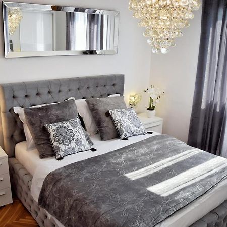 Luxurious Apartment Majda, 2 Bathrooms And Free Parking Split Zewnętrze zdjęcie