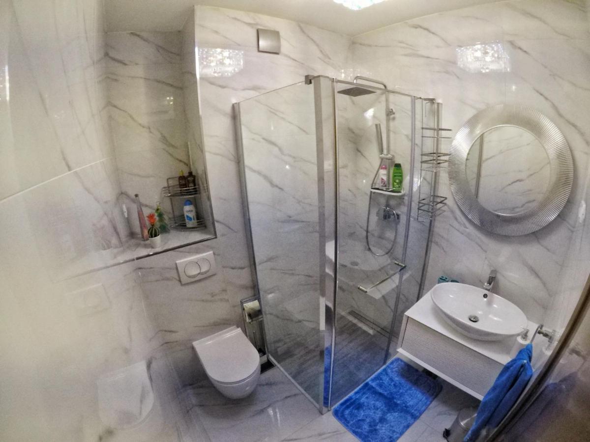 Luxurious Apartment Majda, 2 Bathrooms And Free Parking Split Zewnętrze zdjęcie