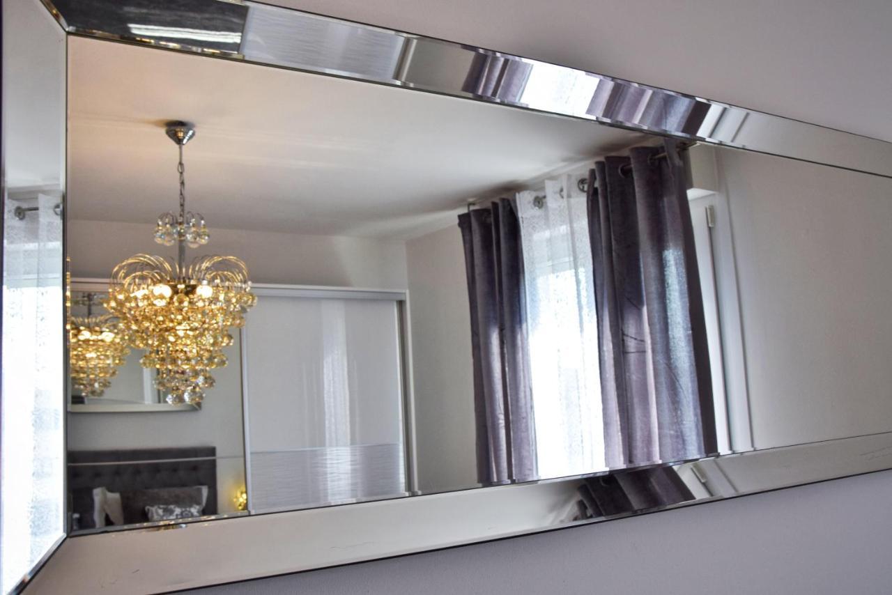 Luxurious Apartment Majda, 2 Bathrooms And Free Parking Split Zewnętrze zdjęcie