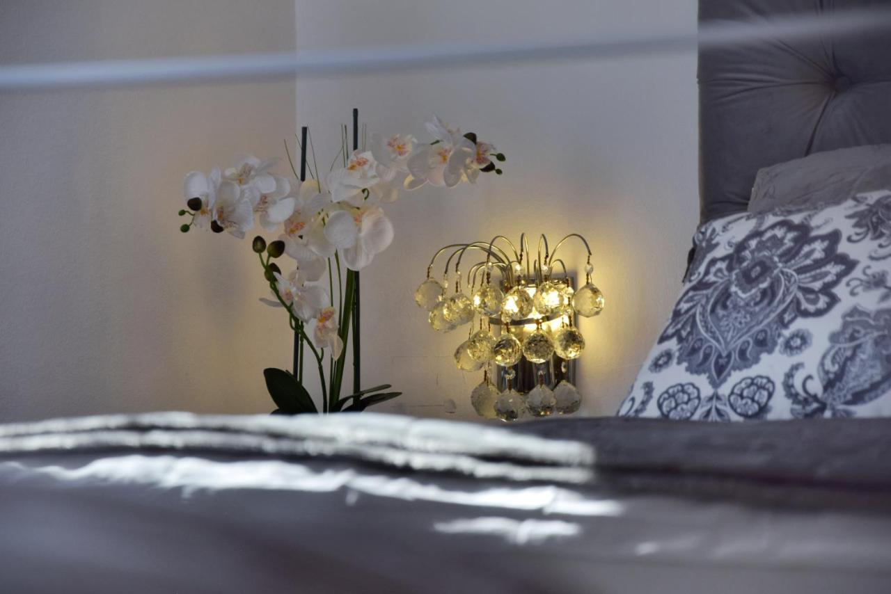 Luxurious Apartment Majda, 2 Bathrooms And Free Parking Split Zewnętrze zdjęcie