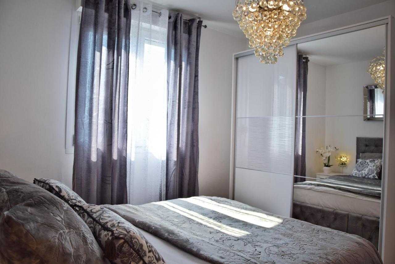 Luxurious Apartment Majda, 2 Bathrooms And Free Parking Split Zewnętrze zdjęcie